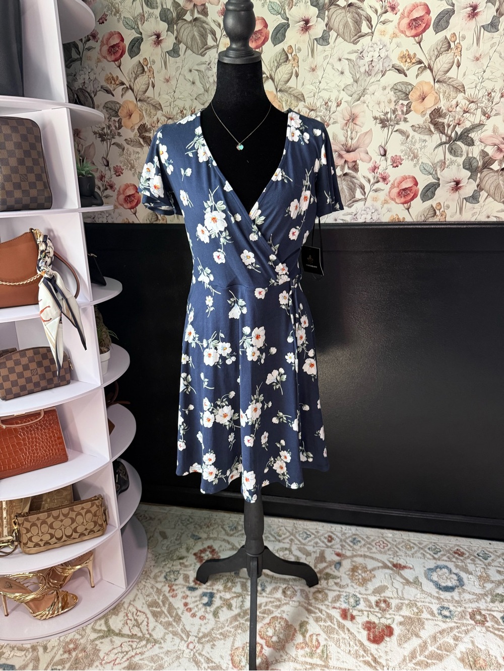 Fortune + Ivy Floral Faux Wrap Dress – NWT Women’s Size Medium